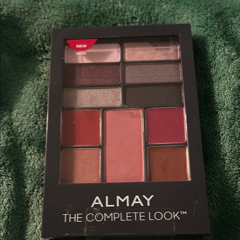 Almay The Complete Look Makeup Palette